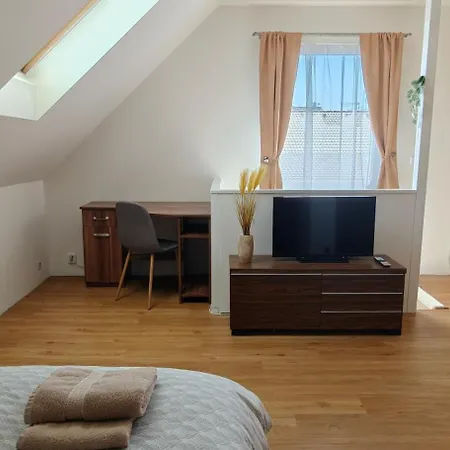 V Královském údolí