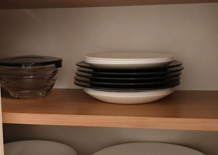 V Kralovskem Udoli S Predzahradkou Králŭv Dvŭr